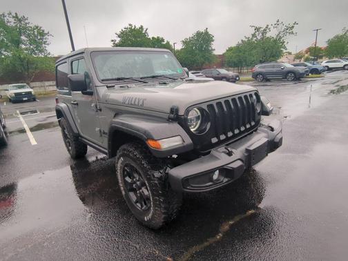 Sting-Gray Clearcoat 2022 Jeep Wrangler Willys
