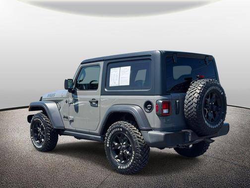 Sting-Gray Clearcoat 2022 Jeep Wrangler Willys