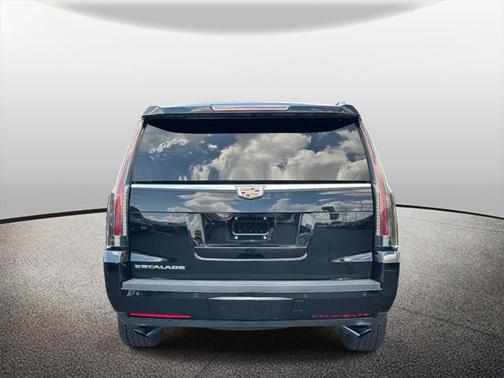 2016 Cadillac Escalade Luxury