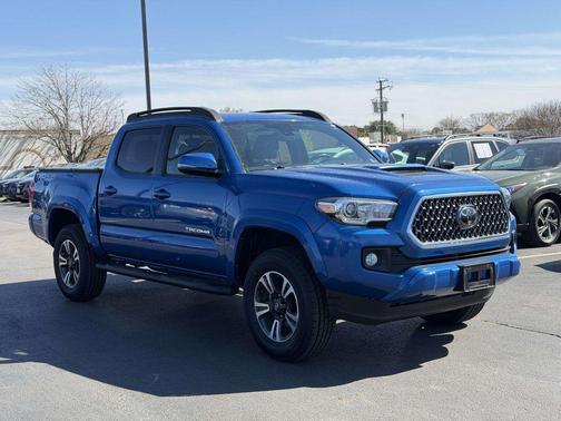 2018 Toyota Tacoma TRD Sport