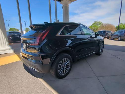 Stellar Black Metallic 2025 Cadillac XT4 Premium Luxury