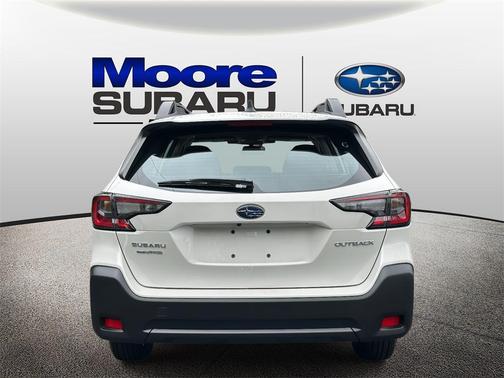 2025 Subaru Outback Base