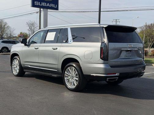 Argent Silver Metallic 2025 Cadillac Escalade ESV Premium Luxury