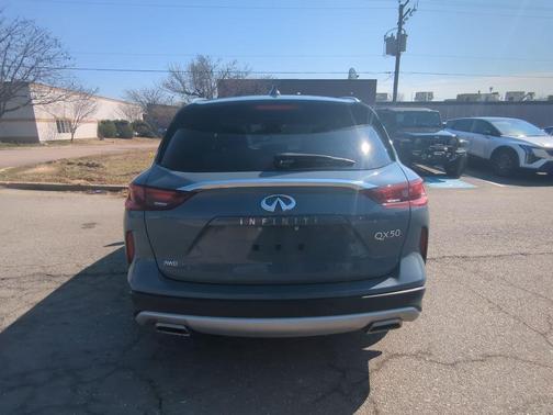 2022 INFINITI QX50 ESSENTIAL AWD