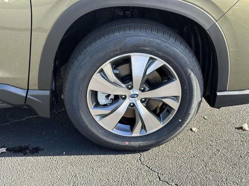 2025 Subaru Ascent Premium 8-Passenger