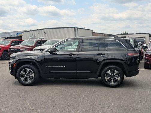 2023 Jeep Grand Cherokee 4xe Base
