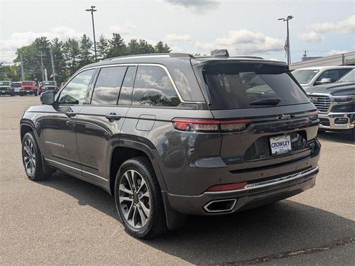 2022 Jeep Grand Cherokee 4xe Overland