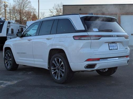 2025 Jeep Grand Cherokee Overland