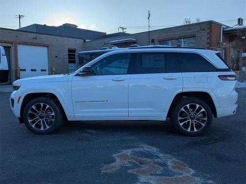 2025 Jeep Grand Cherokee Overland