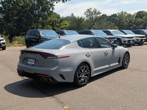 2023 Kia Stinger GT-Line