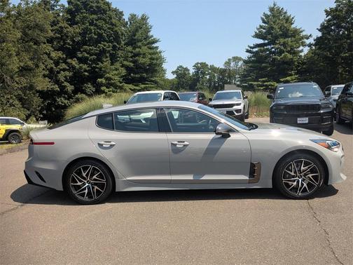 2023 Kia Stinger GT-Line