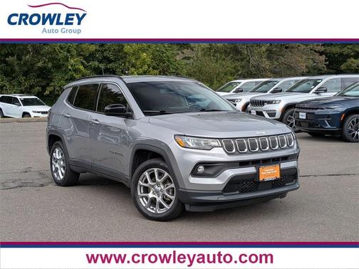 2022 Jeep Compass Latitude Lux
