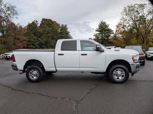 2024 RAM 2500 Tradesman Crew Cab 4x4 64' Box
