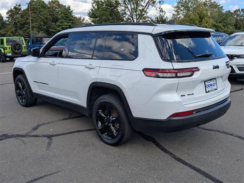 2023 Jeep Grand Cherokee L Laredo