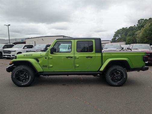 2025 Jeep Gladiator Sport