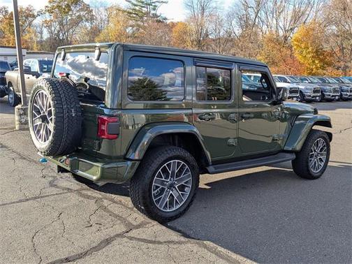 2024 Jeep Wrangler 4xe Summit 4xe