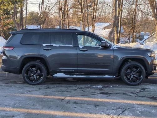 2022 Jeep Grand Cherokee L Altitude 4x4