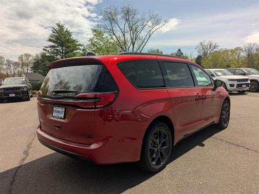 2025 Chrysler Pacifica Limited