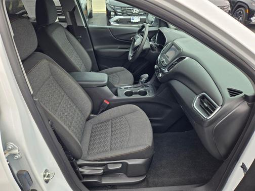 Summit White 2024 Chevrolet Equinox 1LT