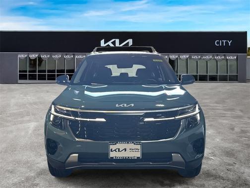 2025 Kia Seltos S