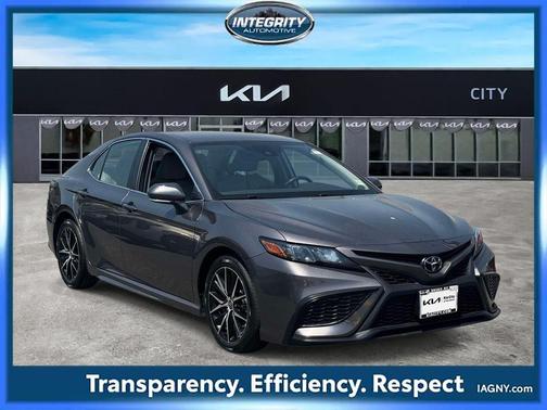 Predawn Gray Mica 2023 Toyota Camry SE