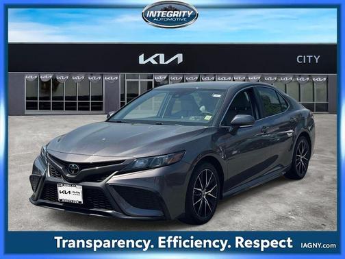 Predawn Gray Mica 2023 Toyota Camry SE