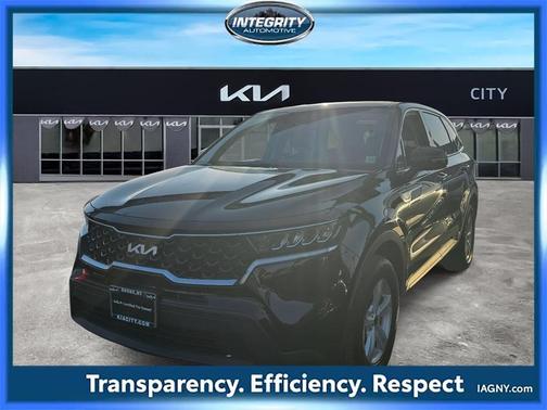2022 Kia Sorento LX