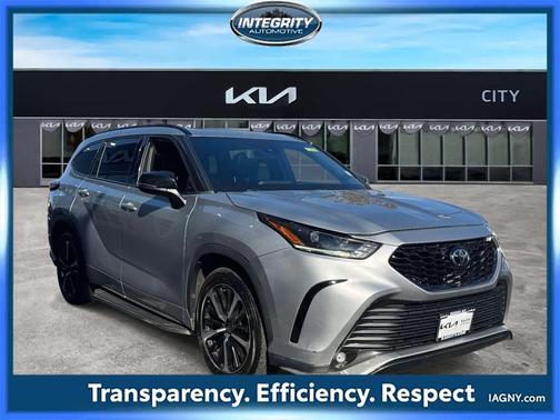 2021 Toyota Highlander XSE