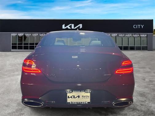 2025 Genesis G70 2.5T