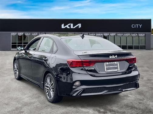 2022 Kia Forte GT-Line