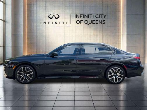 Black Sapphire Metallic 2024 BMW 760 760i xDrive