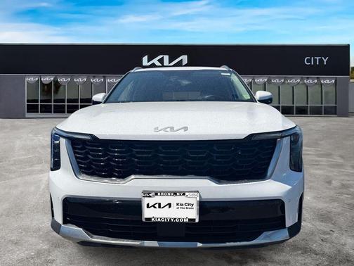 Glacial White Pearl 2024 Kia Sorento S