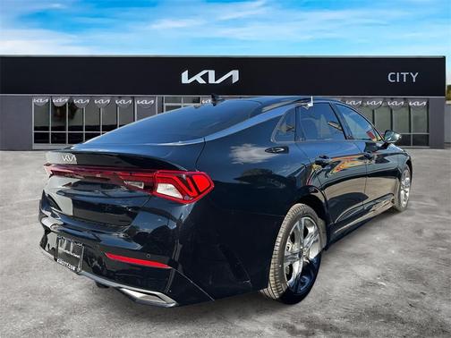 2023 Kia K5 EX
