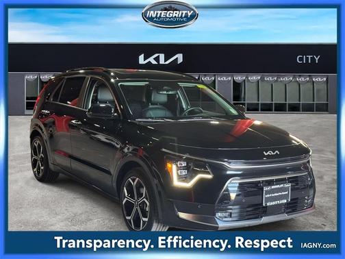 2025 Kia Niro Plug-In Hybrid SX Touring