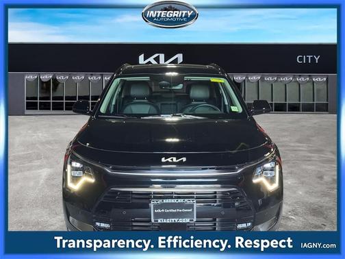 2025 Kia Niro Plug-In Hybrid SX Touring