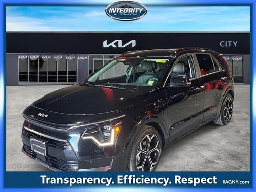 2025 Kia Niro Plug-In Hybrid SX Touring