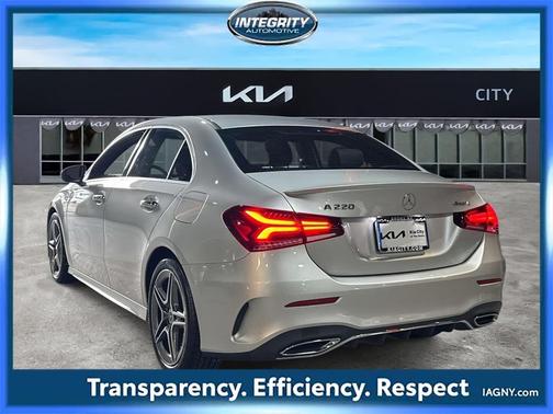 2022 Mercedes-Benz A-Class A 220 4MATIC