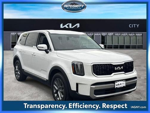 2023 Kia Telluride LX
