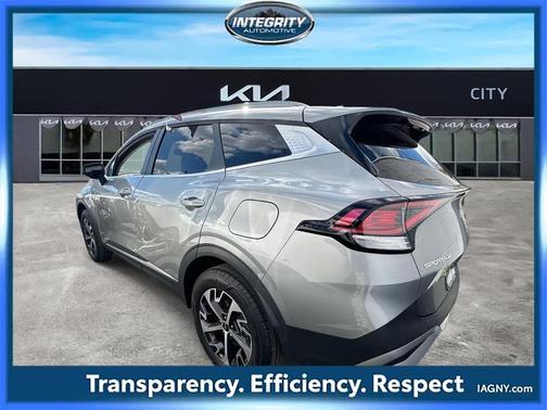 2025 Kia Sportage EX