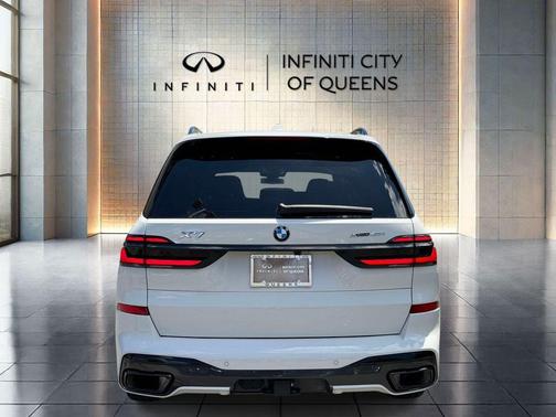 Alpine White 2025 BMW X7 xDrive40i