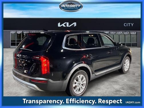 2022 Kia Telluride LX