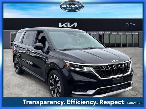 2023 Kia Carnival EX