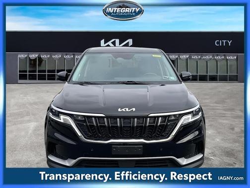 2023 Kia Carnival EX