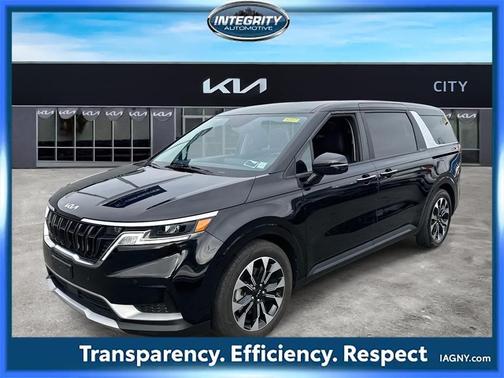 2023 Kia Carnival EX