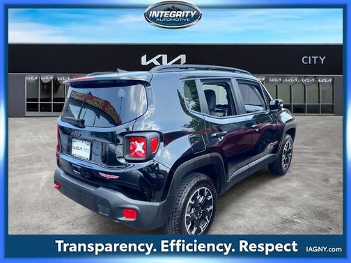 2023 Jeep Renegade Trailhawk