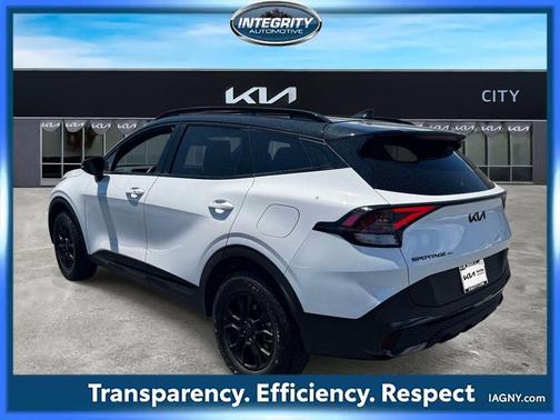 Glacier White Pearl 2025 Kia Sportage X-Pro