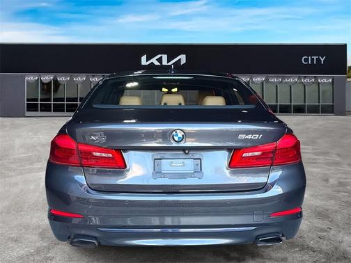 2019 BMW 540 i xDrive