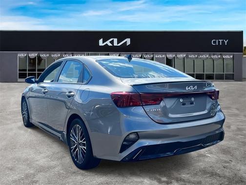 2022 Kia Forte GT-Line