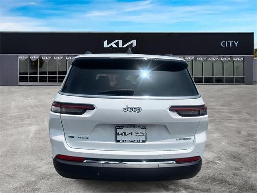 2021 Jeep Grand Cherokee L Laredo
