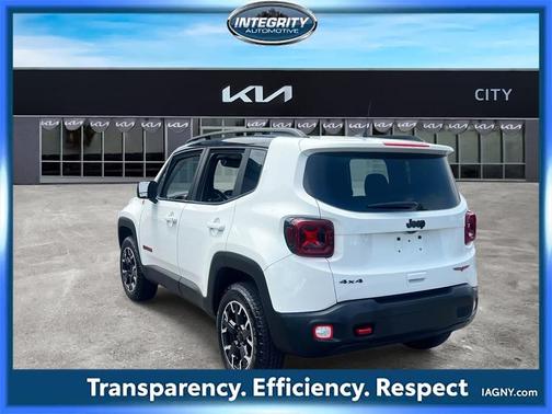 2023 Jeep Renegade Trailhawk